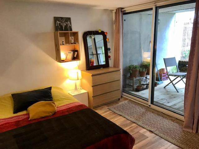 Chambre Darwin Sdb Wc Et Terrasse Prives Bordeaux Exterior foto
