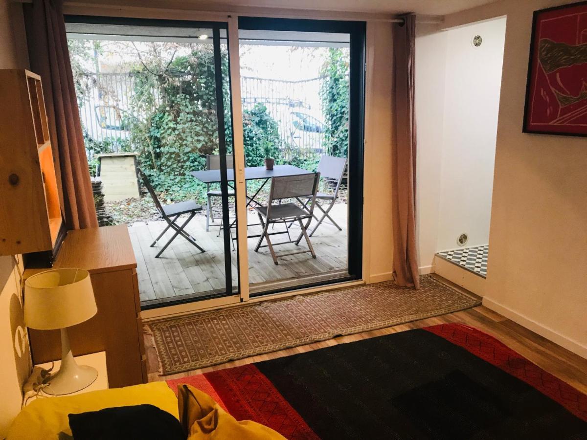 Chambre Darwin Sdb Wc Et Terrasse Prives Bordeaux Exterior foto